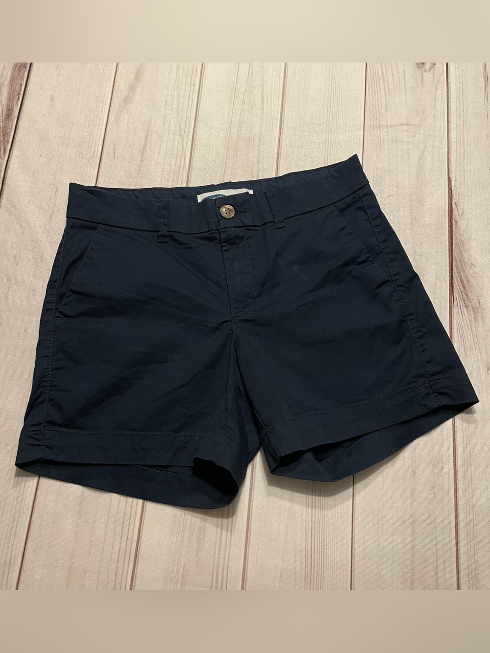 Old Navy Mid Rise Everyday Shorts Women’s 2 Blue 5” Inseam Chino Comfort Casual